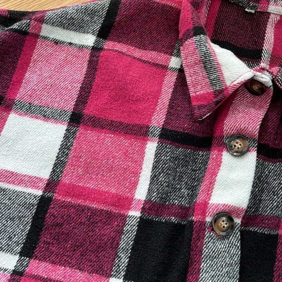 Rose Red Shacket - Picture 2 of 6